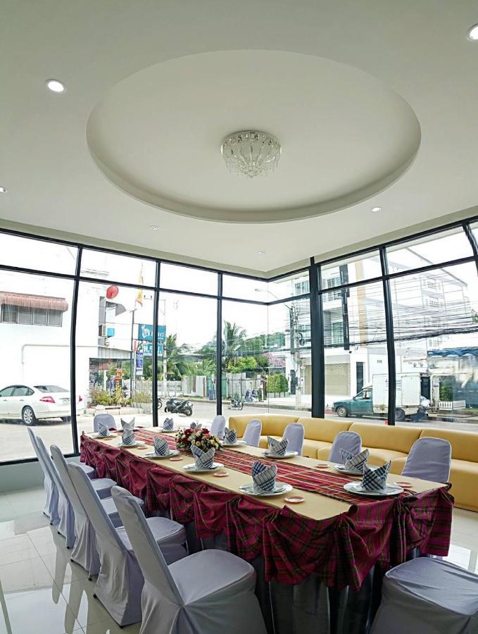 La Viva Buriram 호텔 외부 사진
